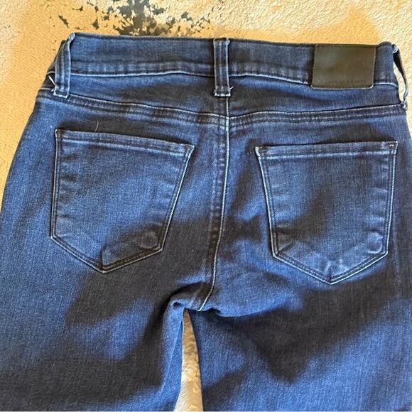 Lucky Brand Blue Denim Zip Pocket Brooke Legging Jean Size 25 - Picture 6 of 9